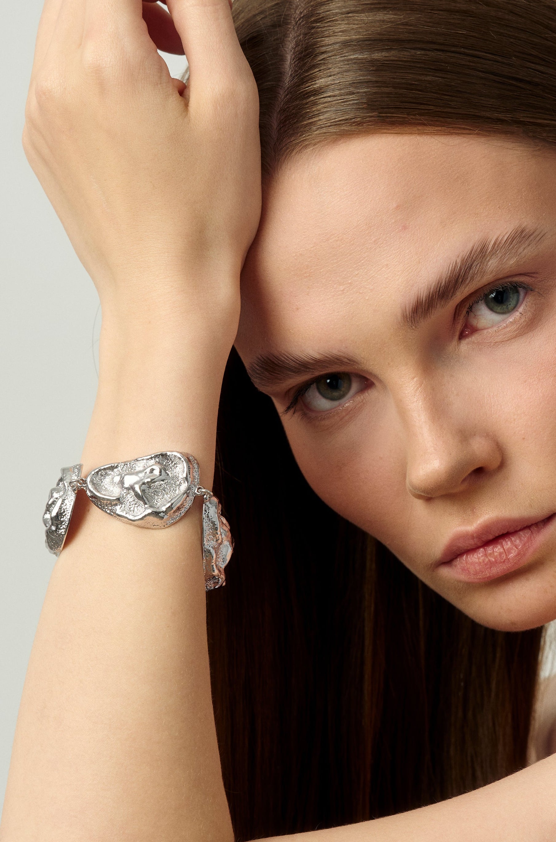 01 Gala Twist Bracelet Silver