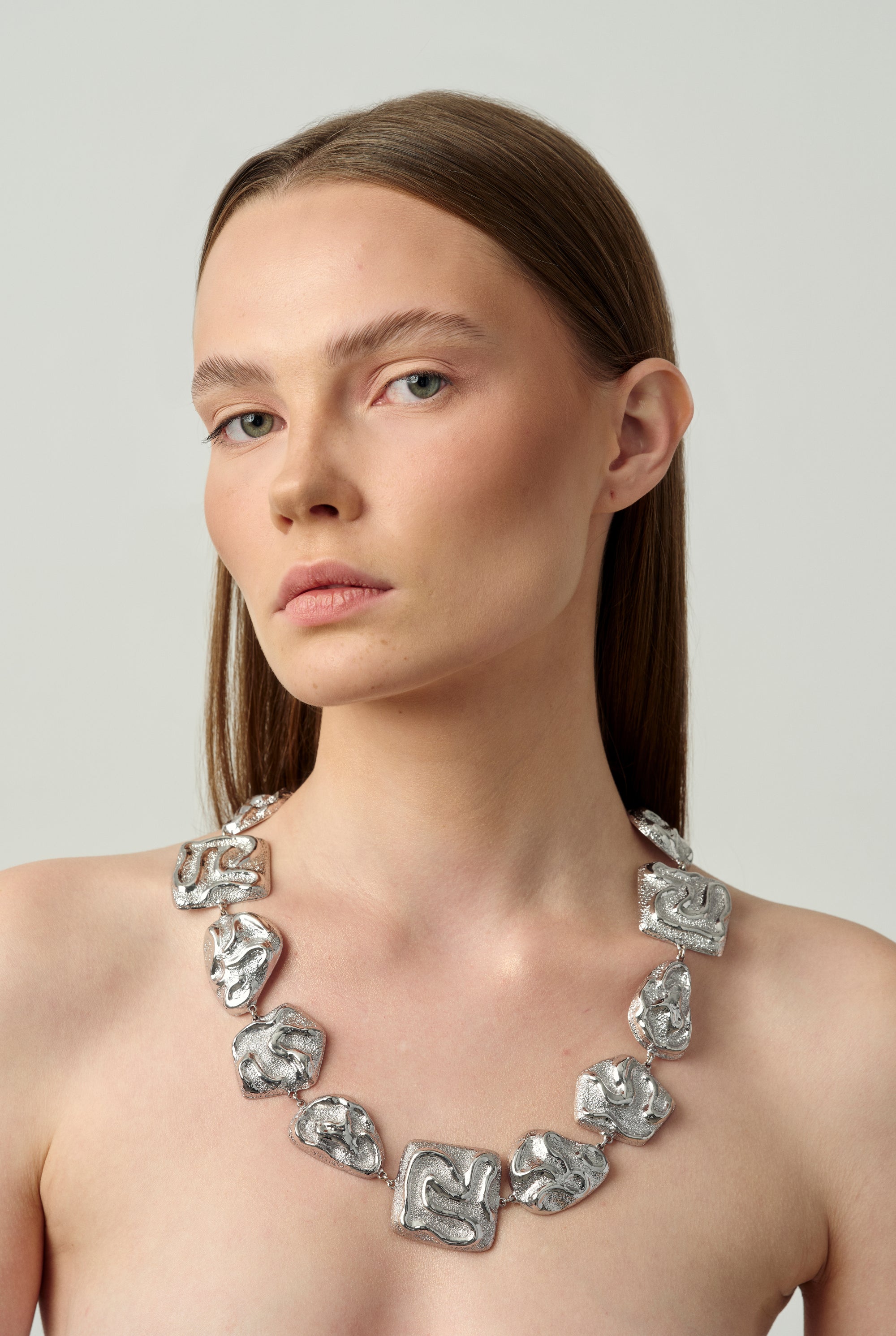 05 Gala Pulse Long Necklace Silver