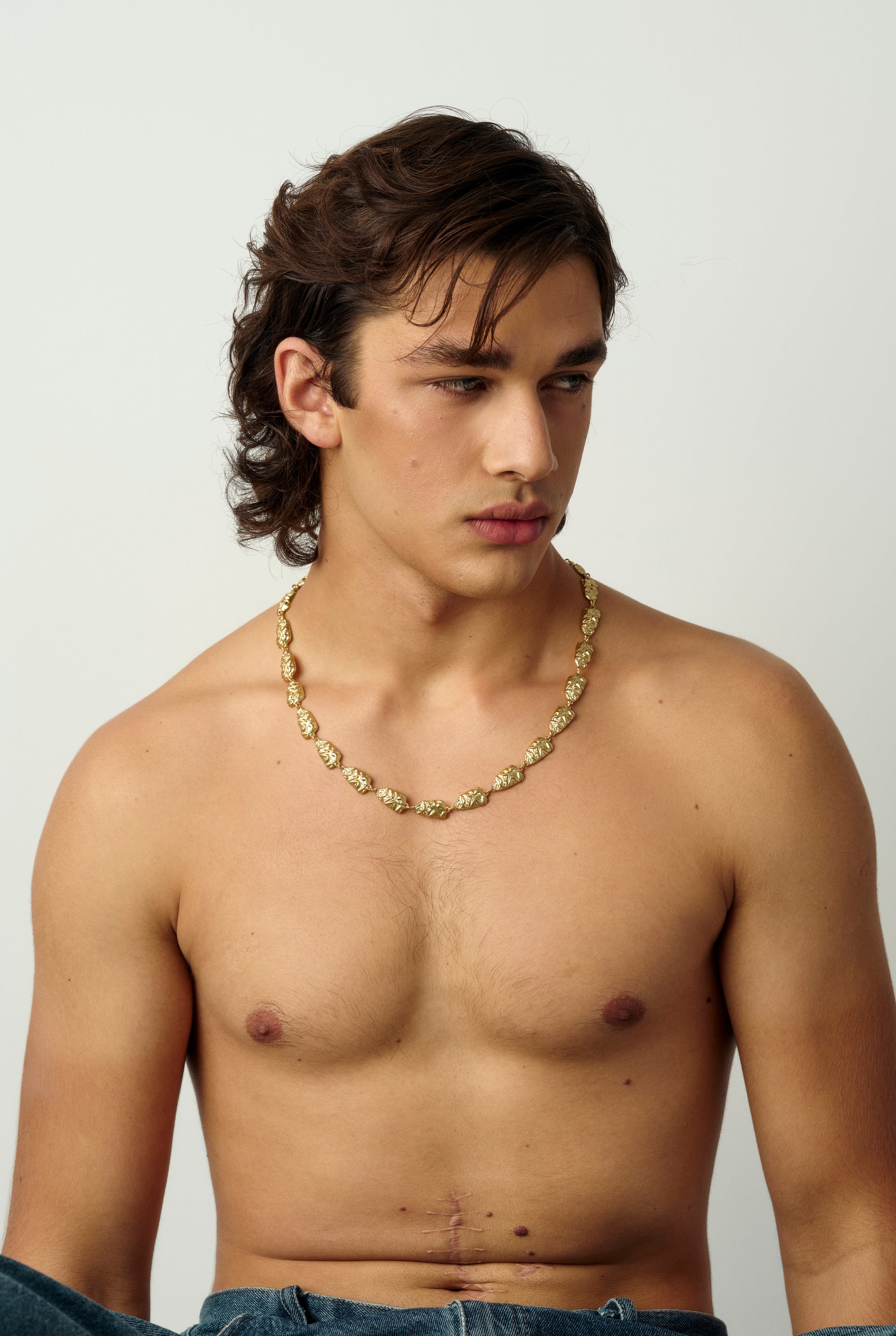 07 GALA EDGE NECKLACE GOLD MAN