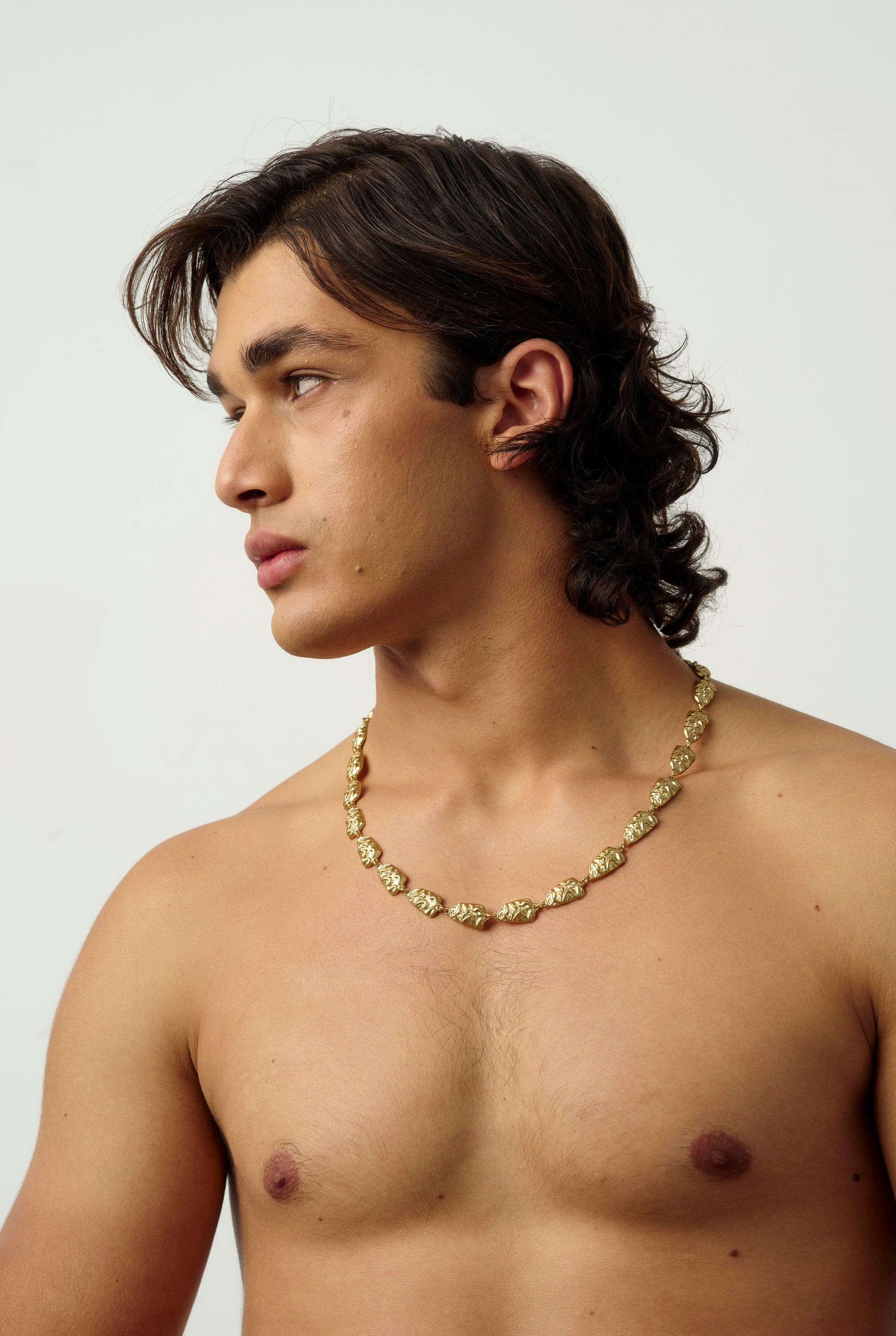 07 GALA EDGE NECKLACE GOLD MAN