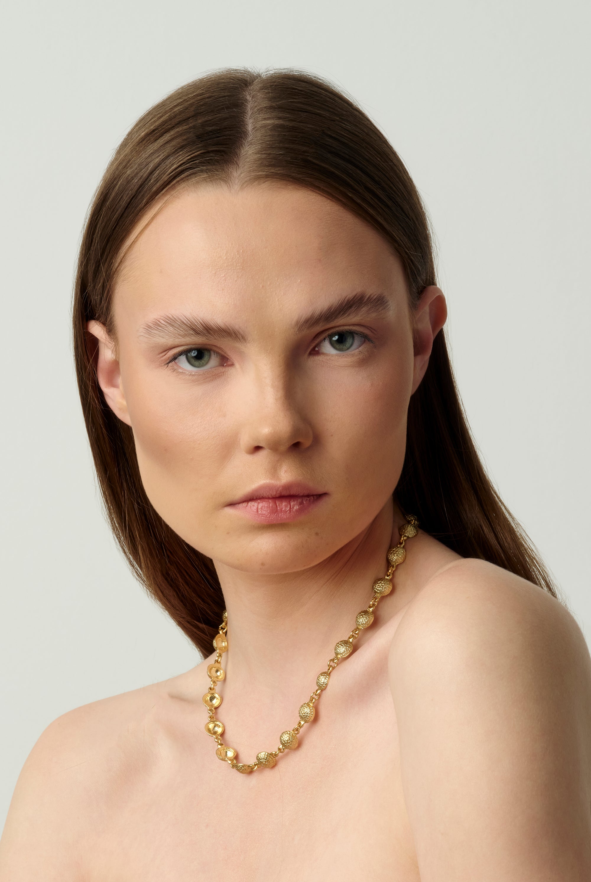 06 Gala Nova Short Necklace Gold