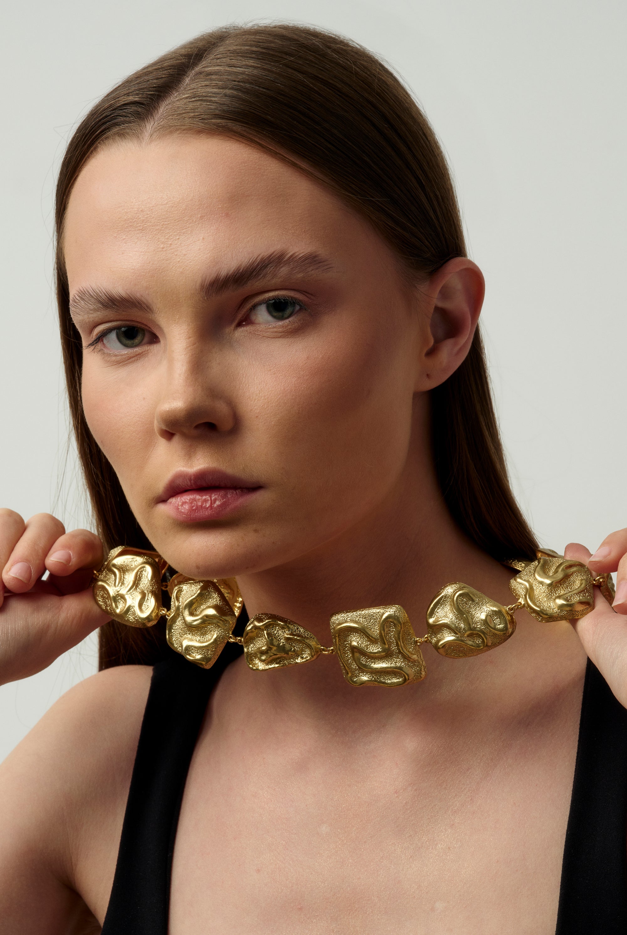 05 Gala Pulse Long Necklace Gold