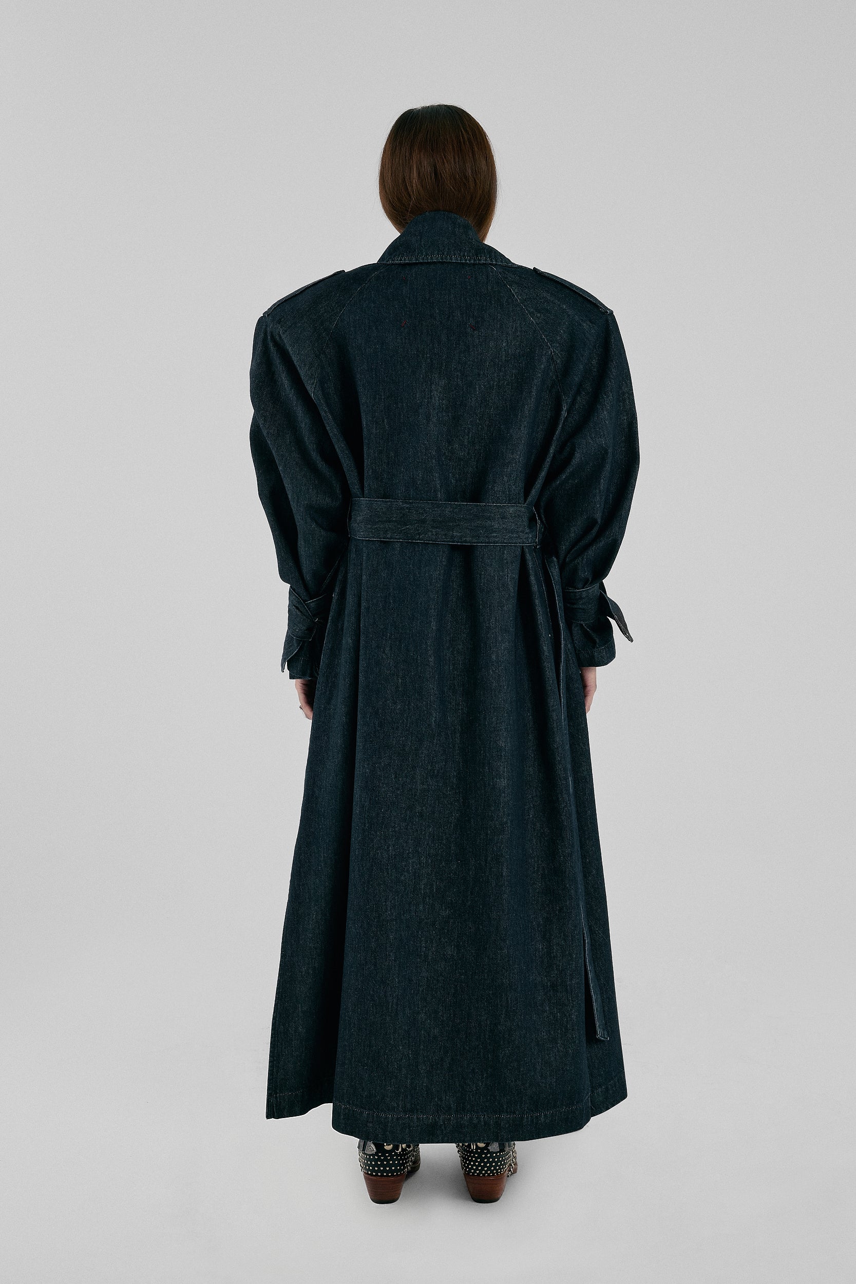 Loom Female Trenchcoat
