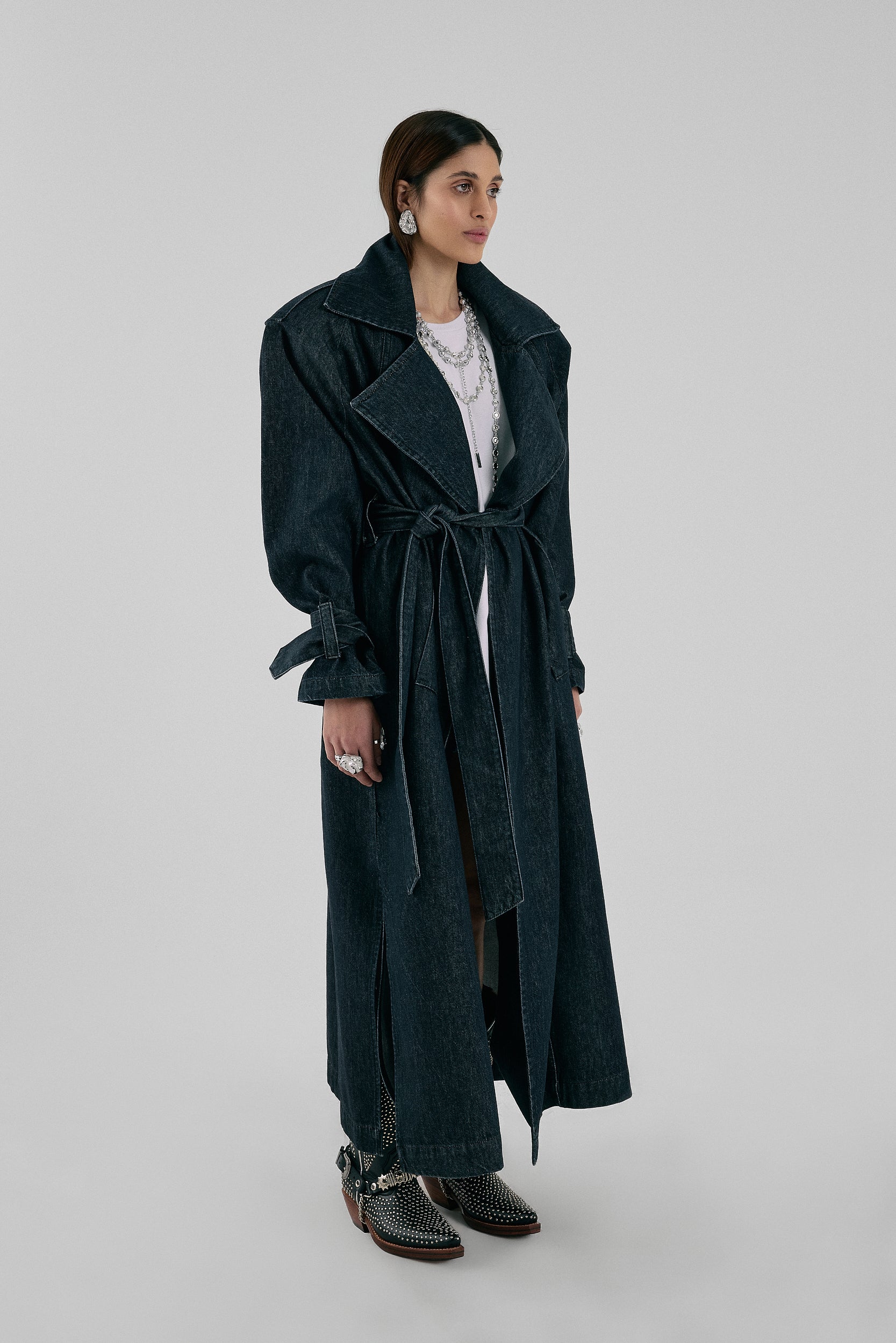 Loom Female Trenchcoat